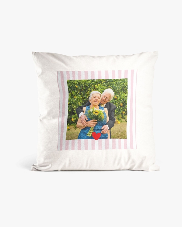 37201529_PDP_Kussens_Wit_valentijn_streepjes